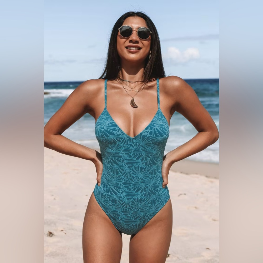 Cupshe Flourishing Floral Plunge One Piece Swimsuit SZ 0 | Periwinkle & White